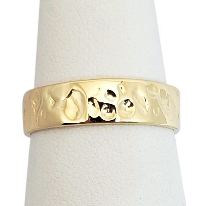 Solid 18K Yellow Gold Hammered Band, Handmade 6mm Wedding Ring Deep Hammer Texture