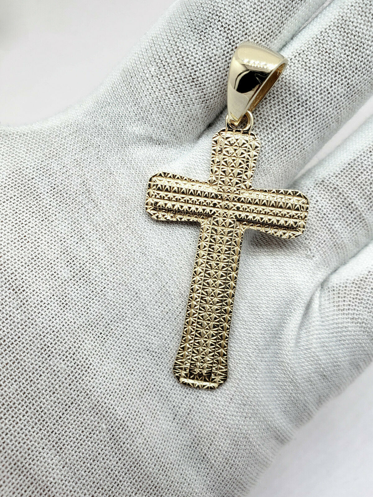 Solid 14K Yellow Gold Cross Pendant 