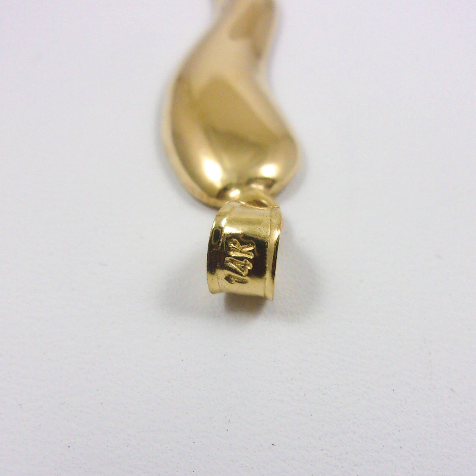 Solid 14K Yellow Gold Italian Horn 
