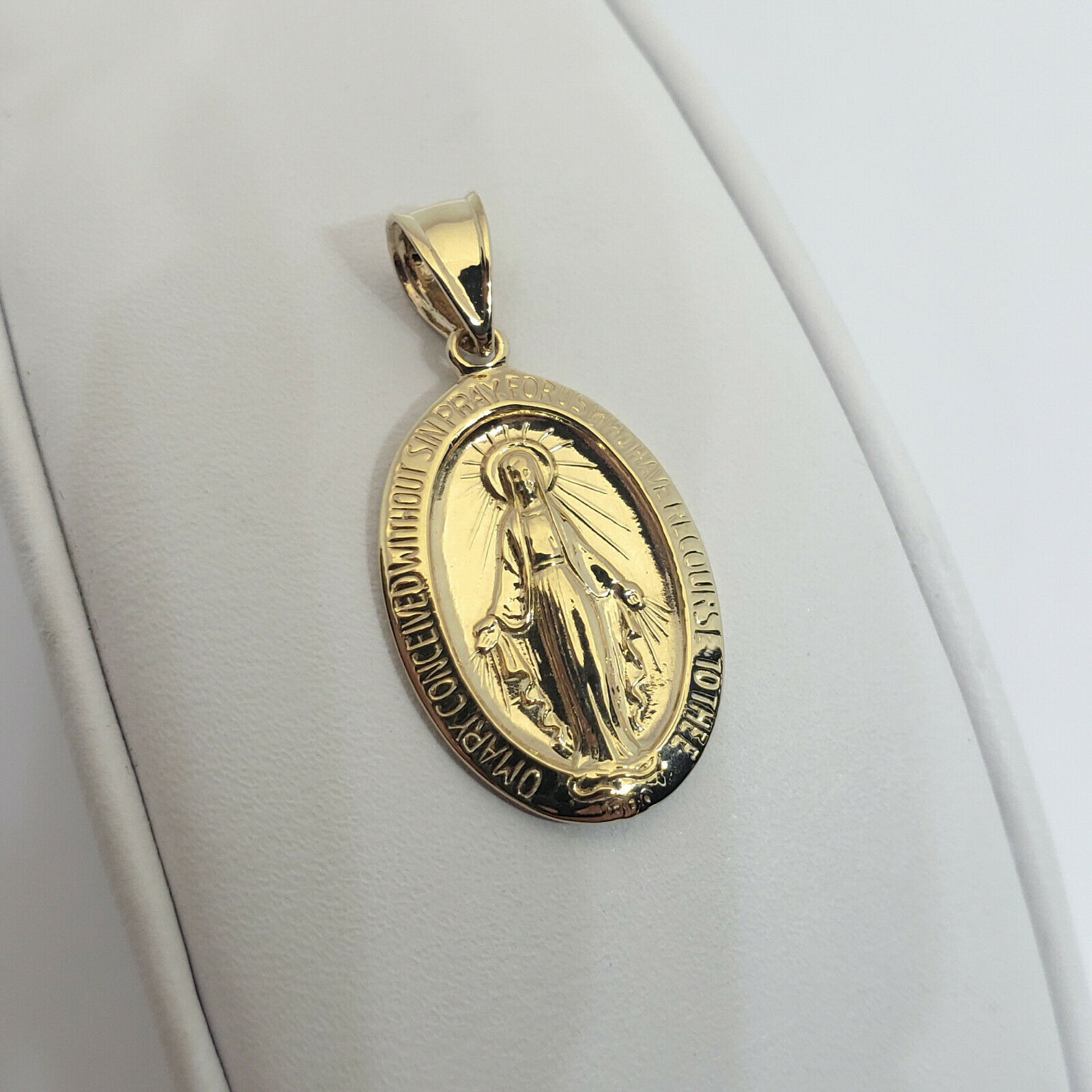 Solid 18K Yellow Gold Miraculous Medal Virgin Mary Pendant, 1 