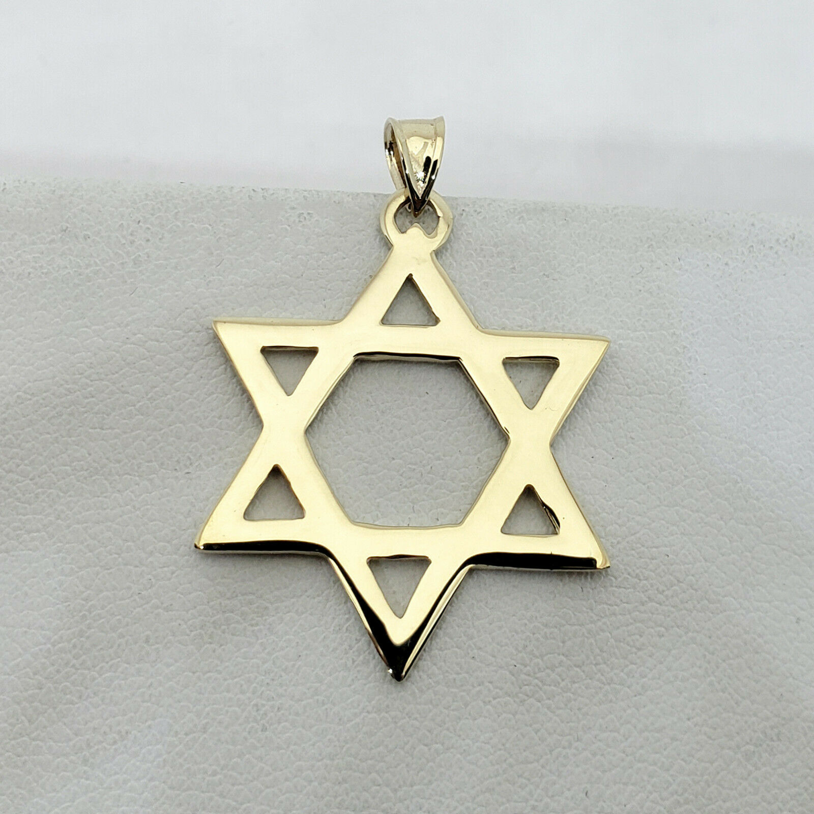 Solid 10K Yellow Gold Star Of David 